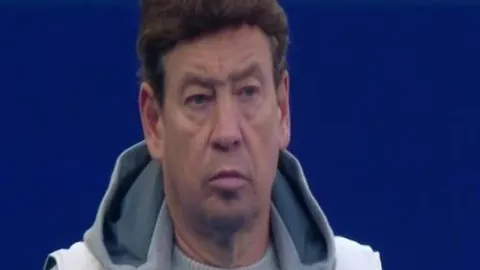 巴黎迎超级巨星加盟：姆巴佩离队，C罗加盟在即